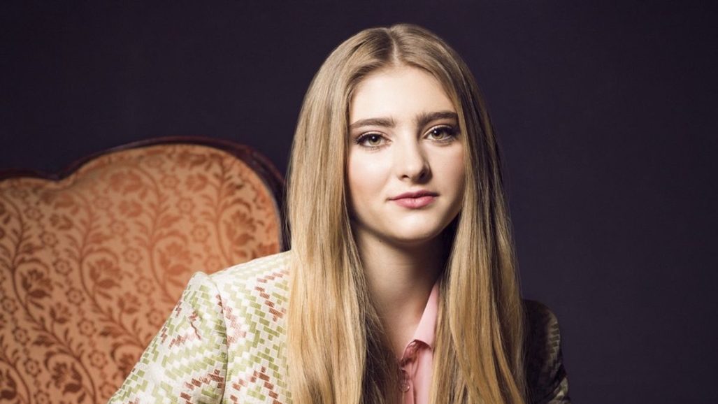 Sexy Successor, Willow Shields